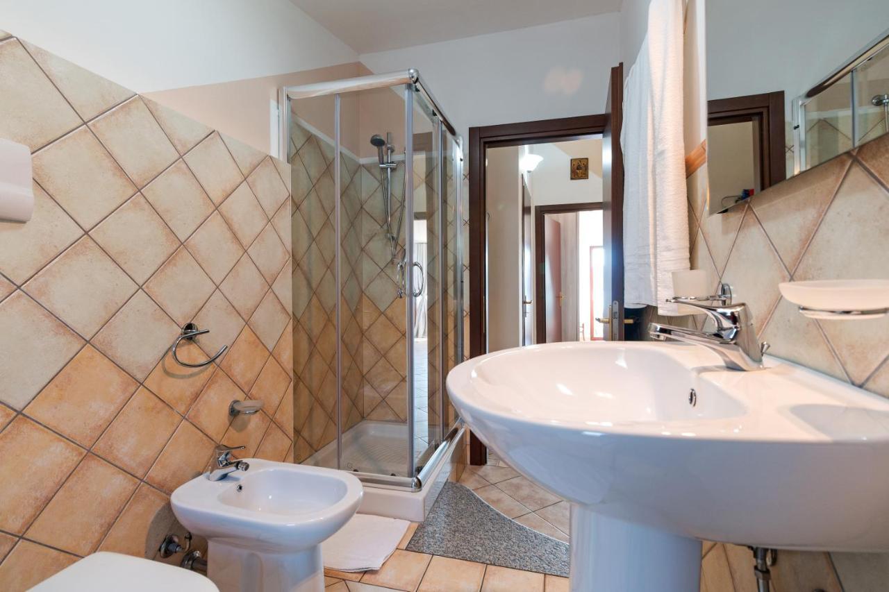 Sebastian House Appartement Cala Gonone Buitenkant foto