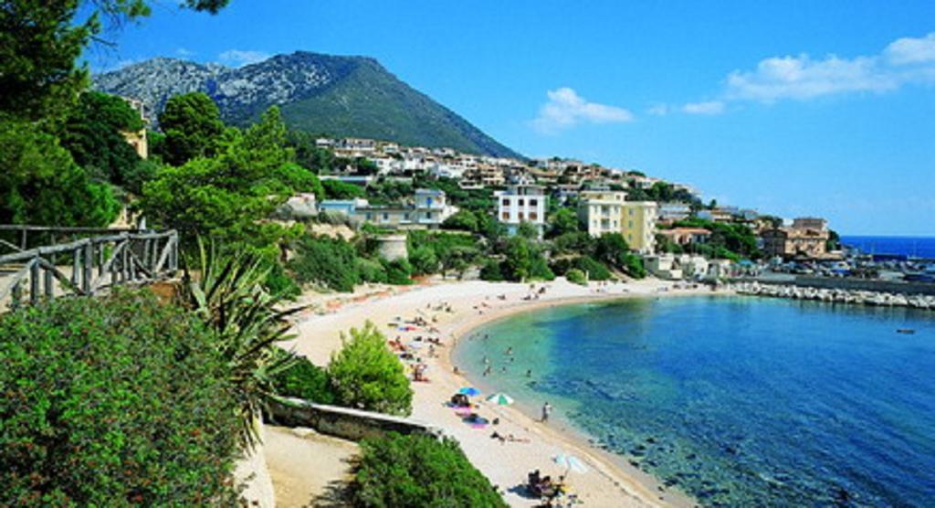 Sebastian House Appartement Cala Gonone Buitenkant foto
